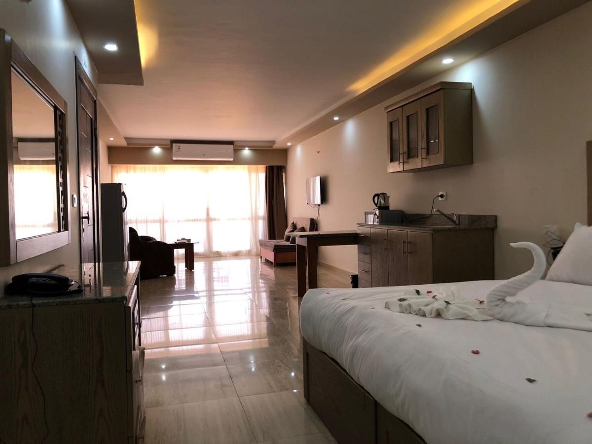 Moon Beach Hotel Hurghada Exterior photo